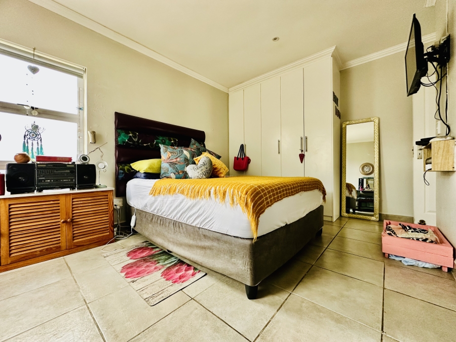 3 Bedroom Property for Sale in De Kelders Western Cape